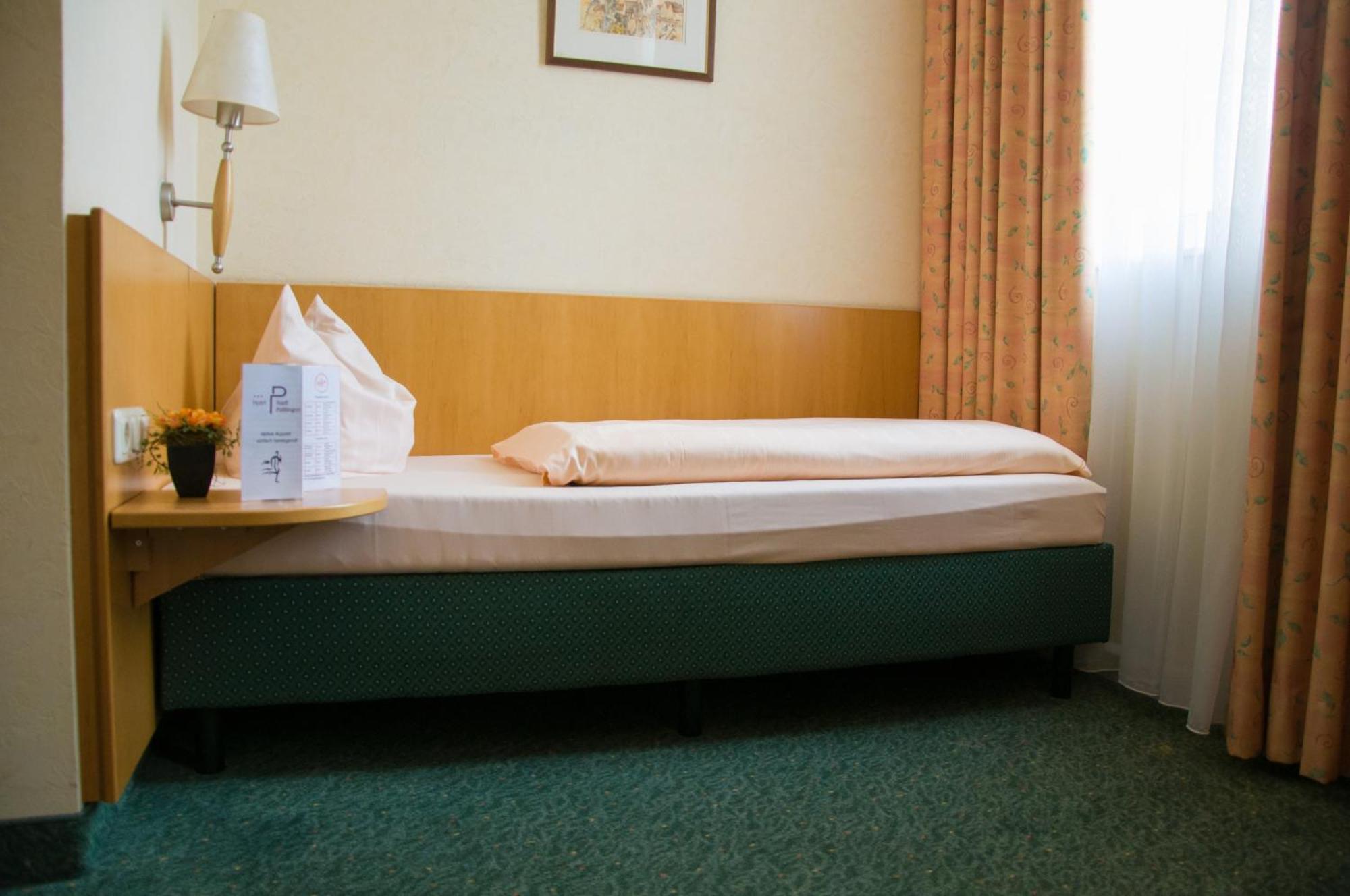 Domizil Alte Post Hotel Puttlingen Room photo